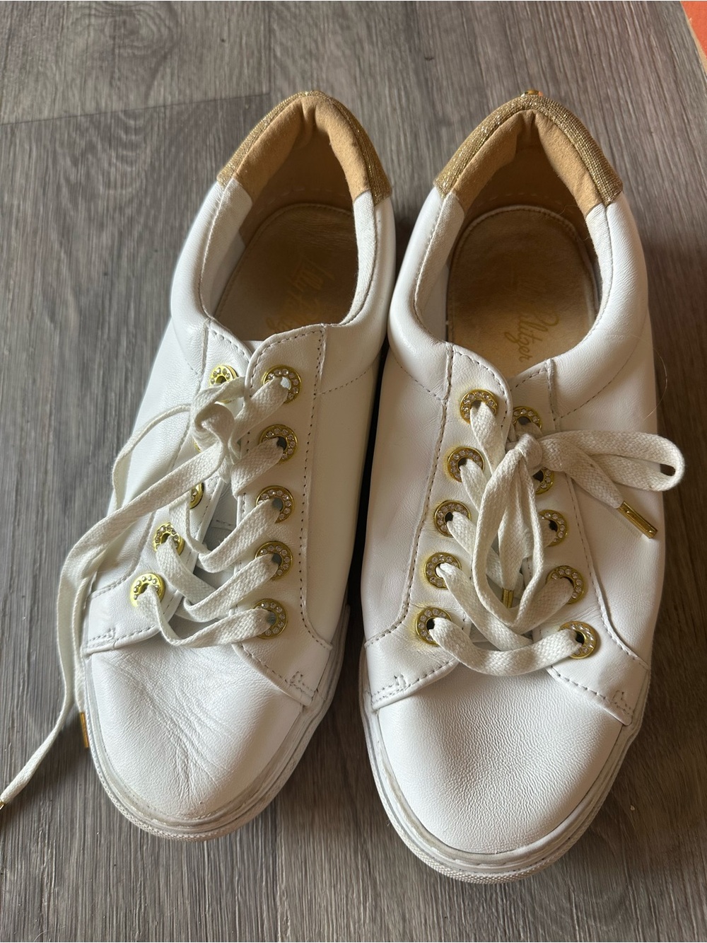 Lilly Pulitzer White Leather Sneakers with Gold Eyelets